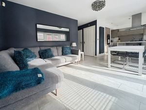 Photo 10- click for photo gallery